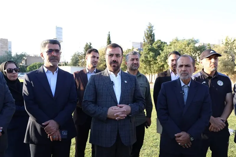 استاندار فارس: پای کارِ تیم فجر شهید سپاسی هستم - تسنیم