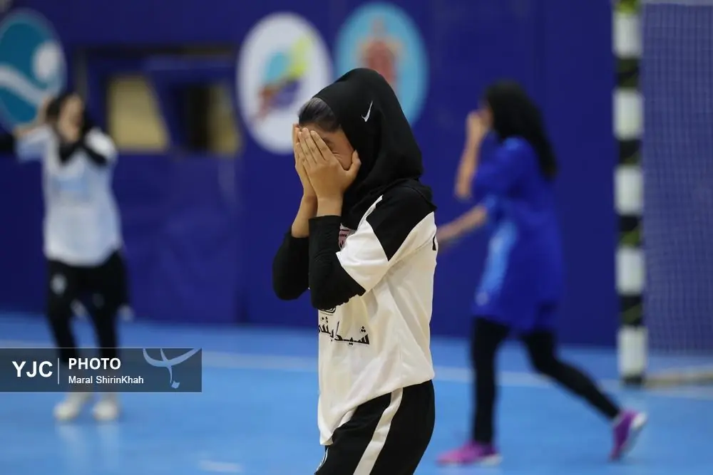  دیدار دوستانه فوتسال بانوان در کیش