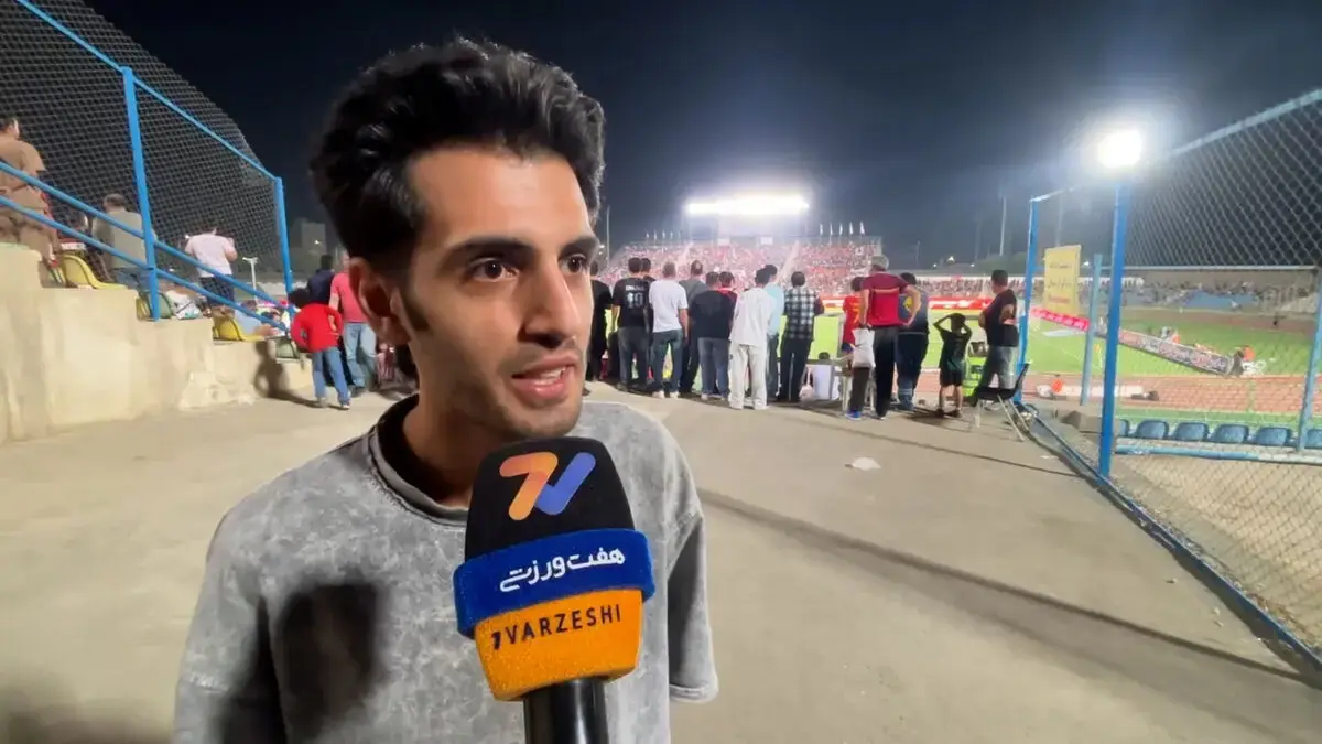  هوادار پرسپولیس: همه چی عالی فقط ماندم چرا تارتار به اورونوف بازی نمی‌دهد!