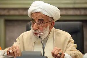 تصویری از آیتالله جنتی هنگام بازداشت در ۵۴ سال قبل