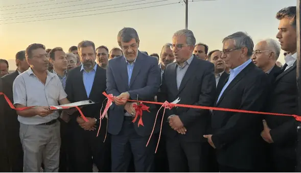  بهره‌برداری از ۲ نیروگاه خورشیدی ۵ مگاواتی در یزد | آخرین خبر