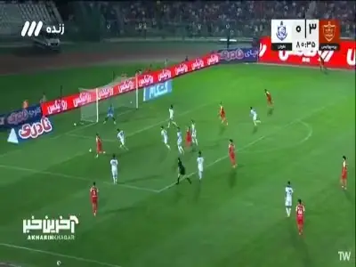  پاس خوب اورنوف با ضربه سر سرگیف همراه شد که توپ به بیرون رفت | آخرین خبر