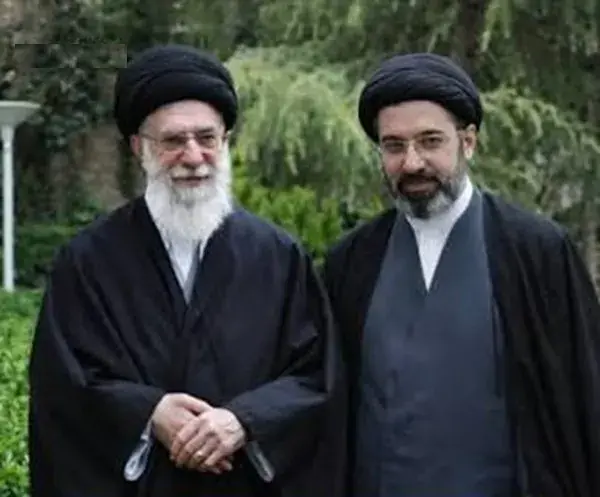 آیا رهبر شهید، خبرگان رهبری را از بررسی نام سید مجتبی نهی کرده بود؟