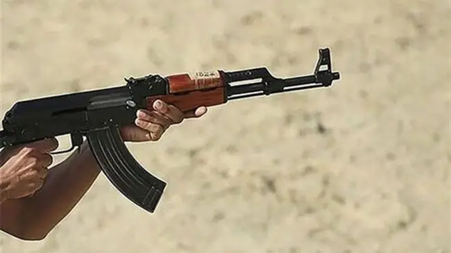 کشف ۳۸ قبضه سلاح جنگی در مرزهای کردستان