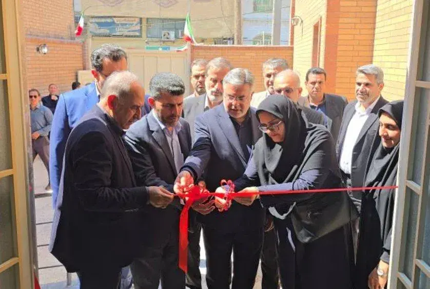افتتاح سه پایگاه سلامت و آغاز عملیات احداث خوابگاه ۵۰۰ نفری دانشگاه علوم پزشکی دزفول