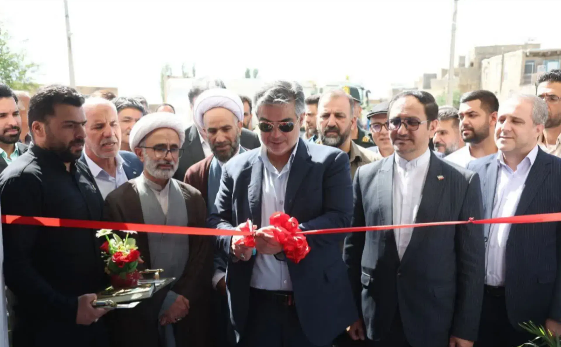 سالن ورزشی چندمنظوره روستای کرکان خنداب افتتاح شد