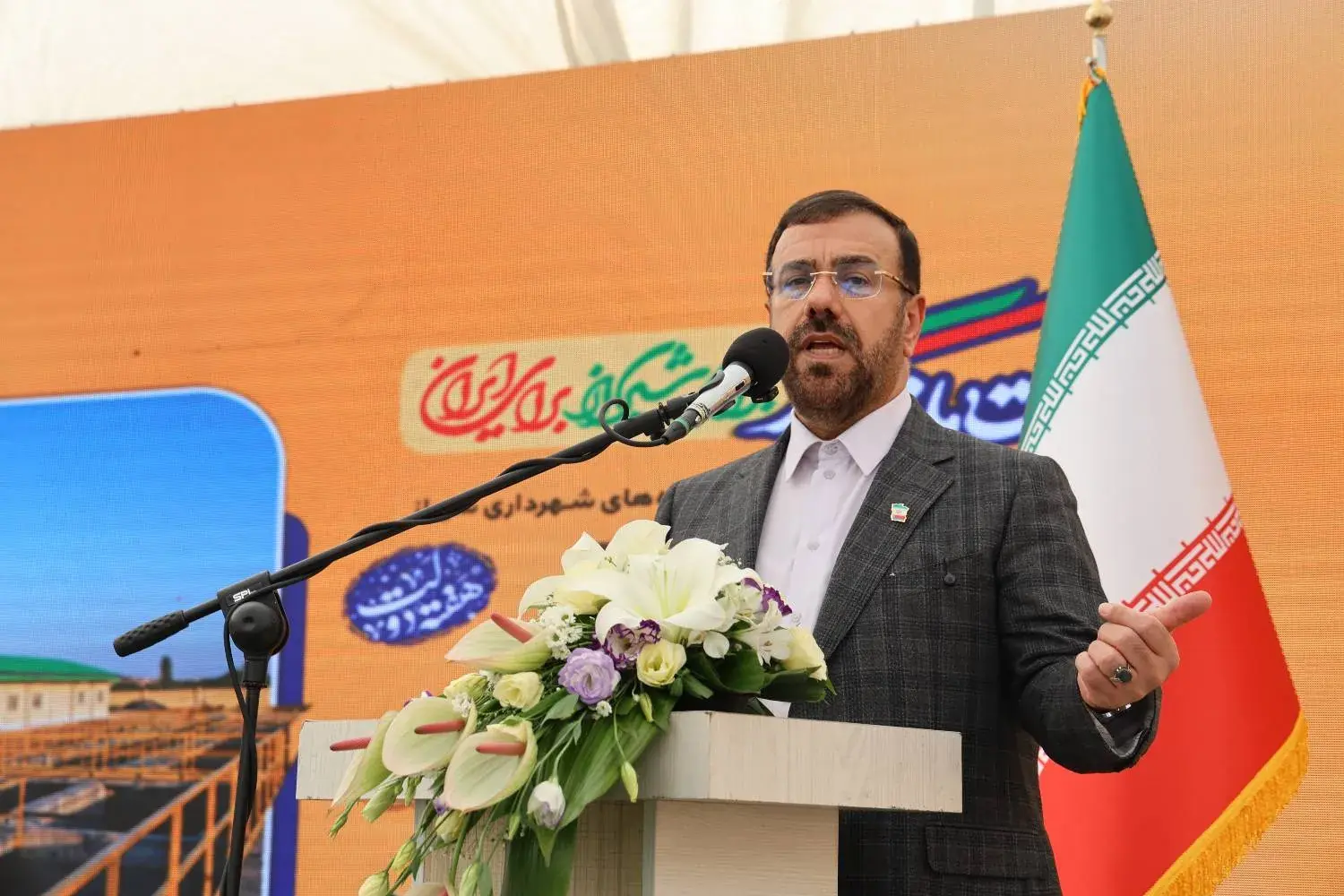 استاندار فارس: با آغاز بهرهبرداری از نخستین تصفیهخانه محلی شیراز تصفیه سالانه سه میلیون مترمکعب آب انجام می شود