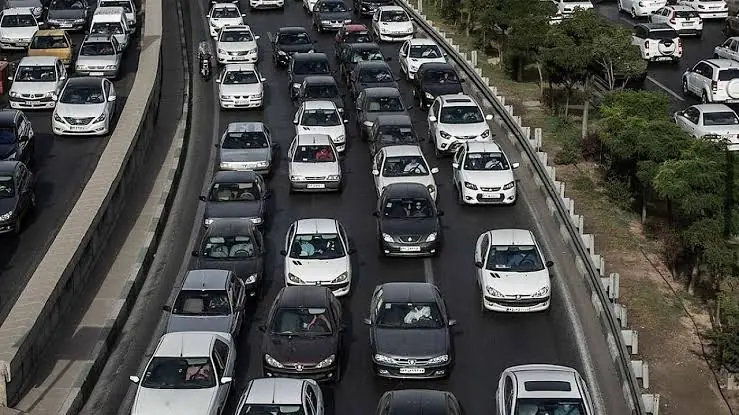ترافیک سنگین در محورهای شمالی منتهی به تهران؛ ممنوعیت تردد در مسیر جنوب به شمال