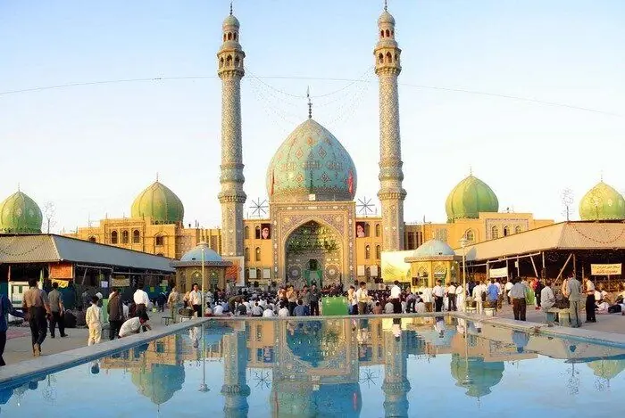 شهر قم در این روز تعطیل میشود