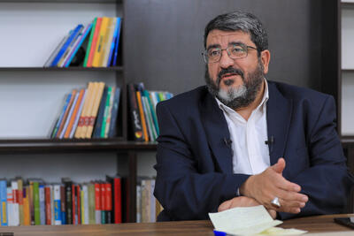  فواد ایزدی: یک قطره نفت نباید از منطقه خارج شود