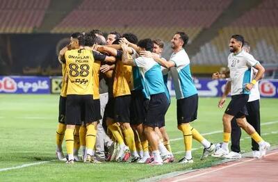 سپاهان در کنار استقلال؛ عبور از رکورد ۱۱۰۰ گل