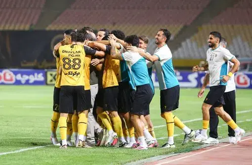 سپاهان در کنار استقلال؛ عبور از رکورد ۱۱۰۰ گل
