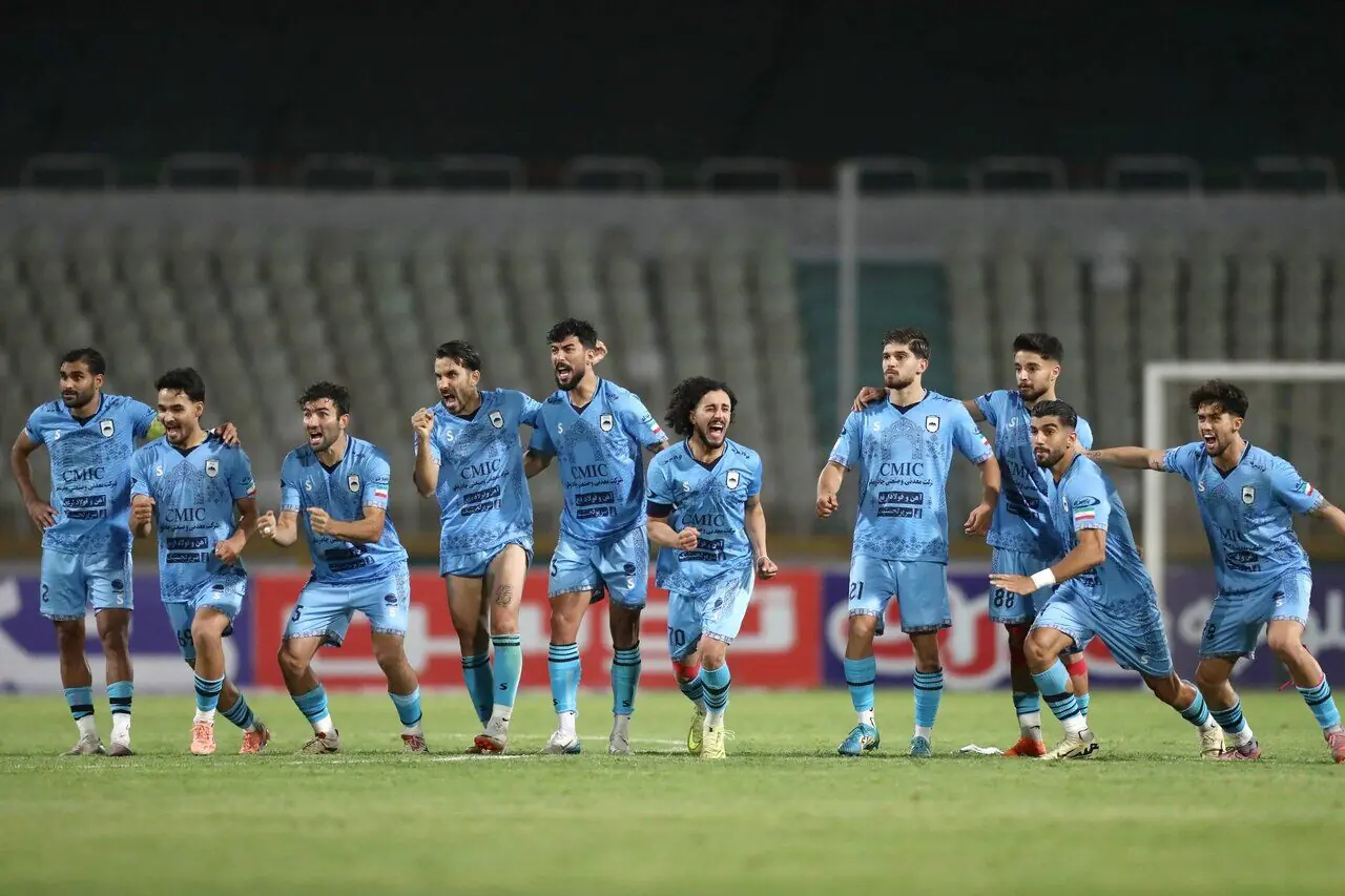  مدیرعامل چادرملو: تماس تاج با استاندار یزد در حین بازی جنجالی بود