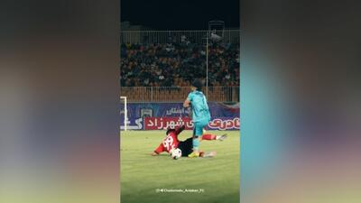 اعتراض باشگاه چادرملو با این ویدیو: برخورد حسینزاده با صفری؛ چرا کارت قرمز صادر نشد؟