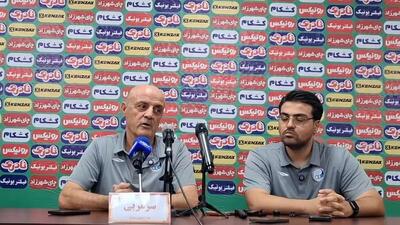 اوزجان بیزاتی مربی استقلال: در نیمه اول شانس های گلزنی زیادی خلق کردیم