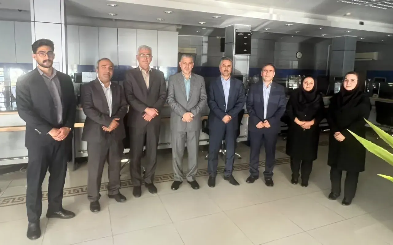 بازدید سرپرست مدیریت عامل بانک سرمایه از شعبه خیام شمالی قزوین