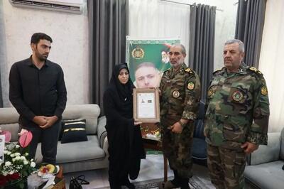 ابلاغ درجه سرتیپی «شهید جعفرزاده » به خانواده شهید