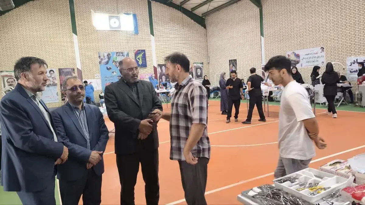 خدمت جهادی دندانپزشکان در اردوی «شهدای اقتدار وطن» برای عشایر و اقشار کمبرخوردار نیر