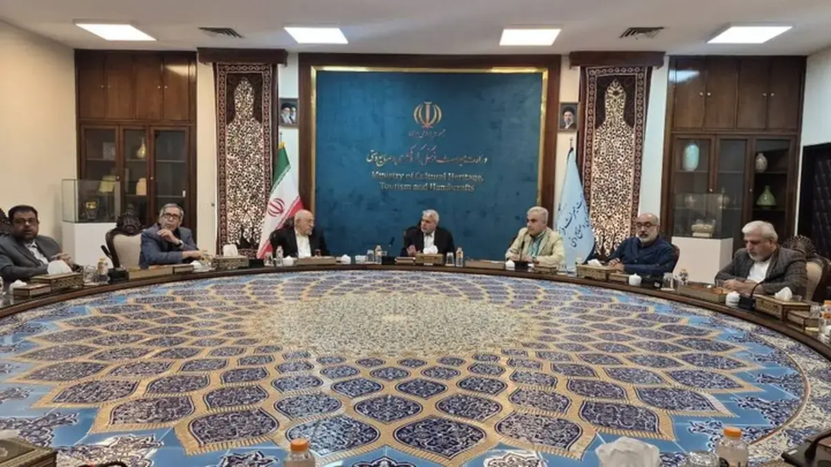 «تاریخ شفاهی» باید از آرشیو خارج و به سرمایهای زنده برای روایت میراث ایران تبدیل شود