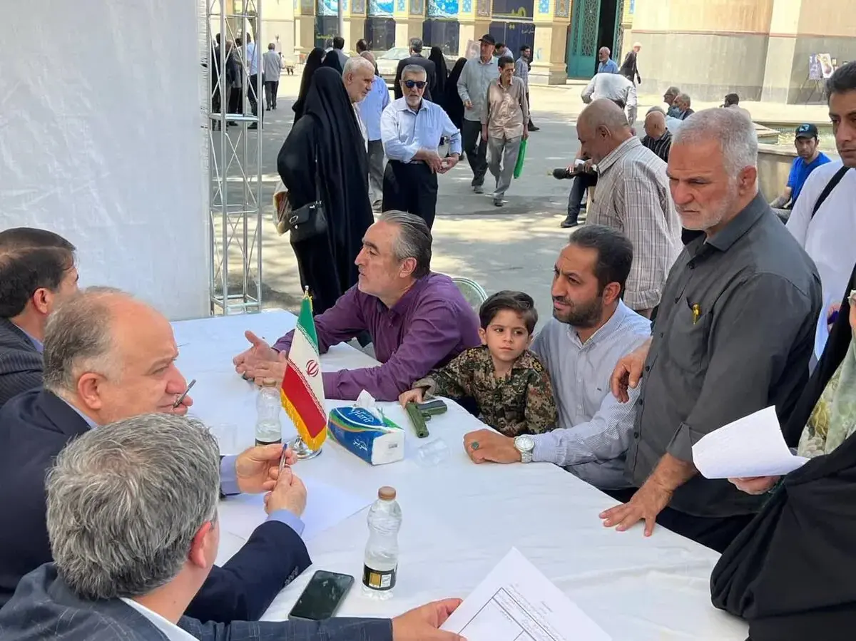  برگزاری میز خدمت ۲۲ دستگاه اجرایی برای رسیدگی مستقیم به مطالبات مردم