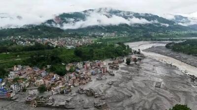 کشف سنگ ۱۷۰ میلیون ساله بعد از سیل وحشتناک نپال+ عکس