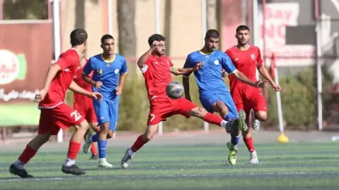  فوتبال پایه در سایه