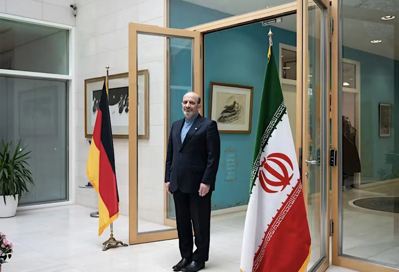 اروپا ناگزیر به پذیرش واقعیت ایران مقتدر/گفتوگو و دفاع ازمنافع ملی، مسیر دیپلماسی ماست