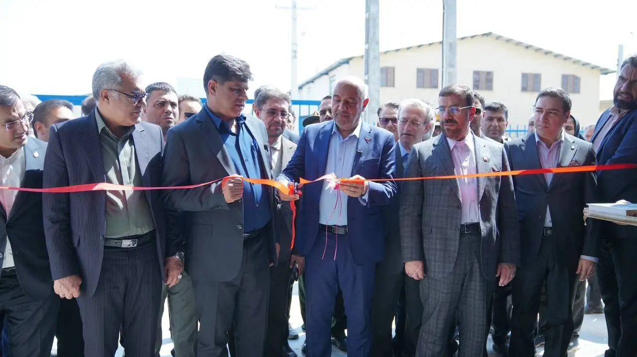  افتتاح کارخانه تولید قند سپید مرودشت با حضور وزیر کار