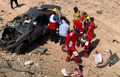  سقوط پژو ۲۰۶ از پل در جاده سرخه ـ آرادان ۲ جان‌باخته داشت