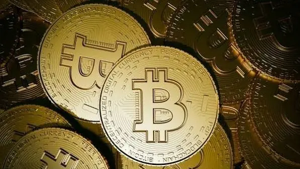 بیتکوین از مرز ۸۰ هزار دلار عقبنشینی کرد