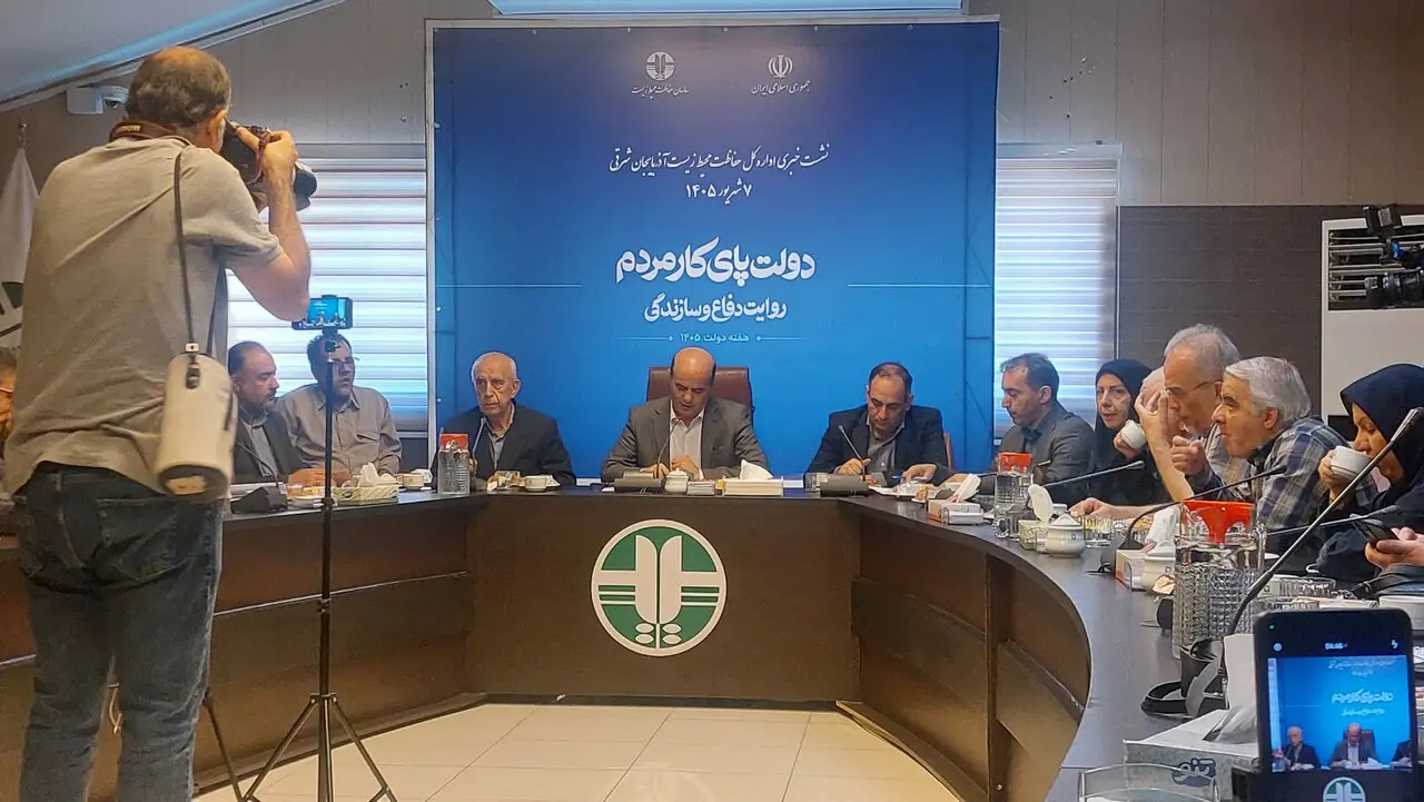 مدیرکل حفاظت محیطزیست آذربایجانشرقی: دریاچه ارومیه نشانهای از مشکلات بزرگتر است
