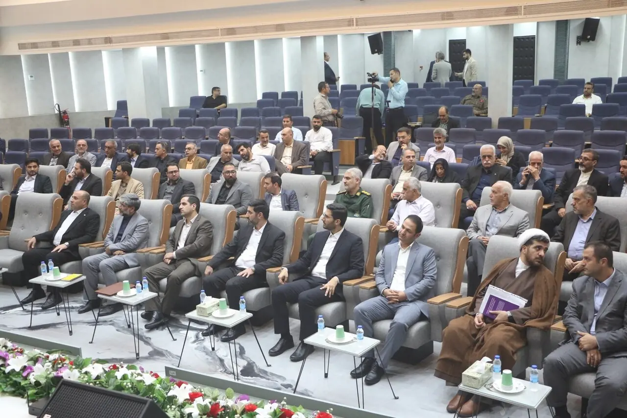 تأکید بر وحدت دستگاهها و افزایش رضایتمندی مردم در ورامین