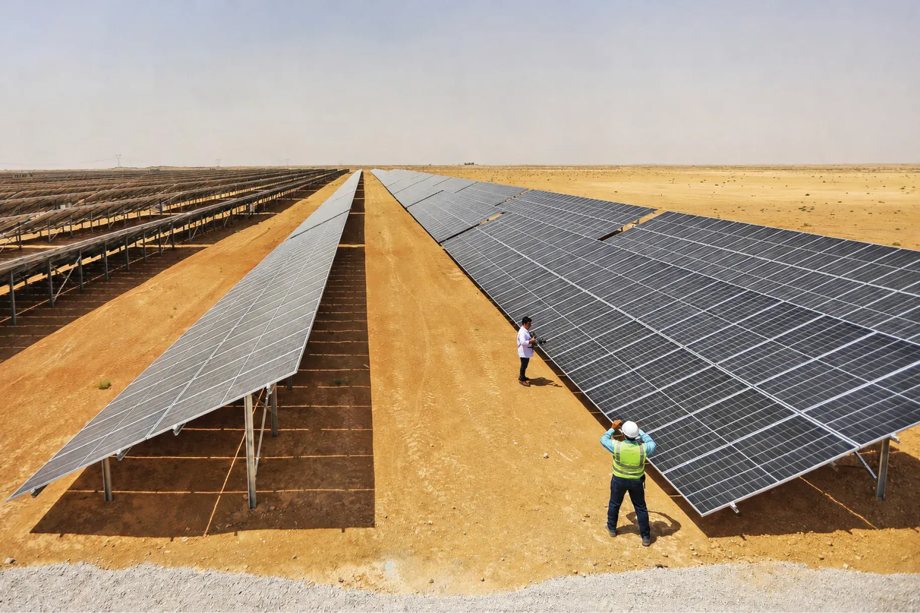 هدفگذاری ۵۰۰ مگاواتی برق خورشیدی در زنجان