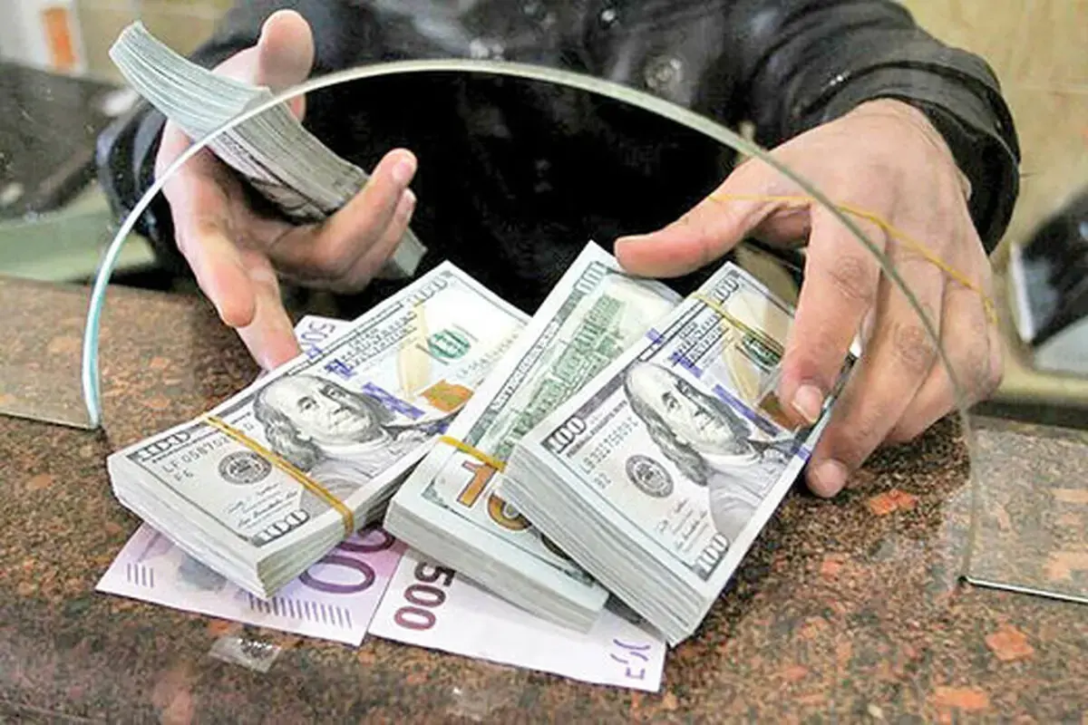 سقف فروش ارز به بالای ۱۸ ساله ها چقدر است؟
