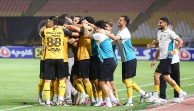 سپاهان هم به باشگاه ۱۱۰۰تاییها پیوست