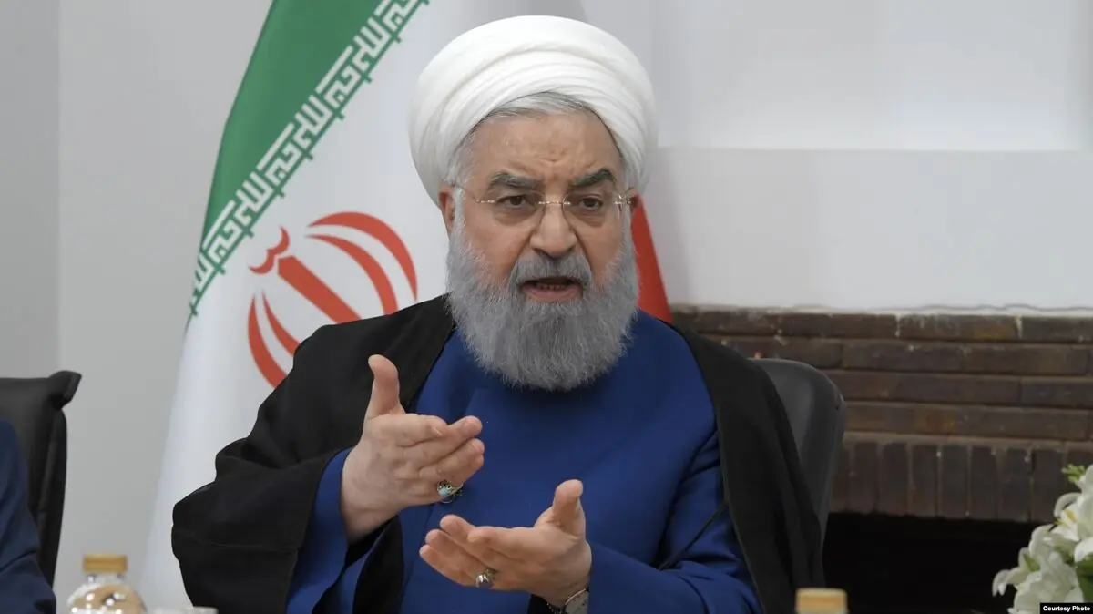 حسن روحانی: رهبر شهید بارها نگذاشتند جنگ شود/ ویدئو