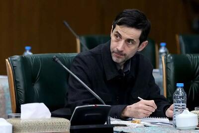  یوسف پزشکیان در حمایت از معاون رئیس جمهور: غنی سازی نه اصول دین است نه ناموس ما و نه حیاتمان وابسته به آن/ مسائل را ناموسی نکنید که هیچ‌کس نتواند درباره‌اش حرف بزند/ اگر منافع ما در غنی سازی یا موشک است، نگه داریم و اگر نیست دست برداریم/ عکس