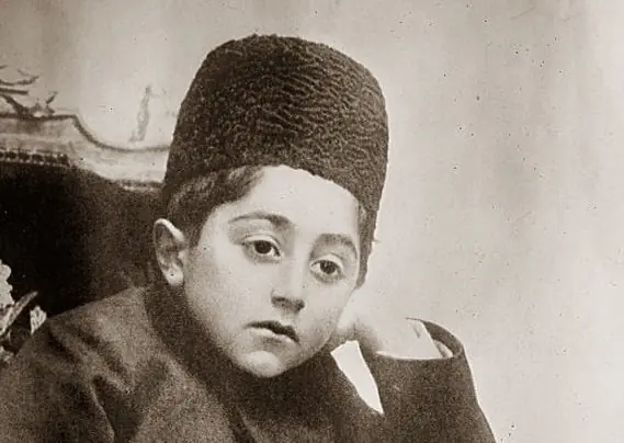  عکس | تصویری از استقبال پادشاه اسپانیا از احمدشاه قاجار