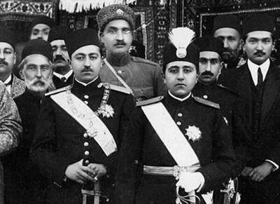  چرا قاجاریه سقوط کرد؟