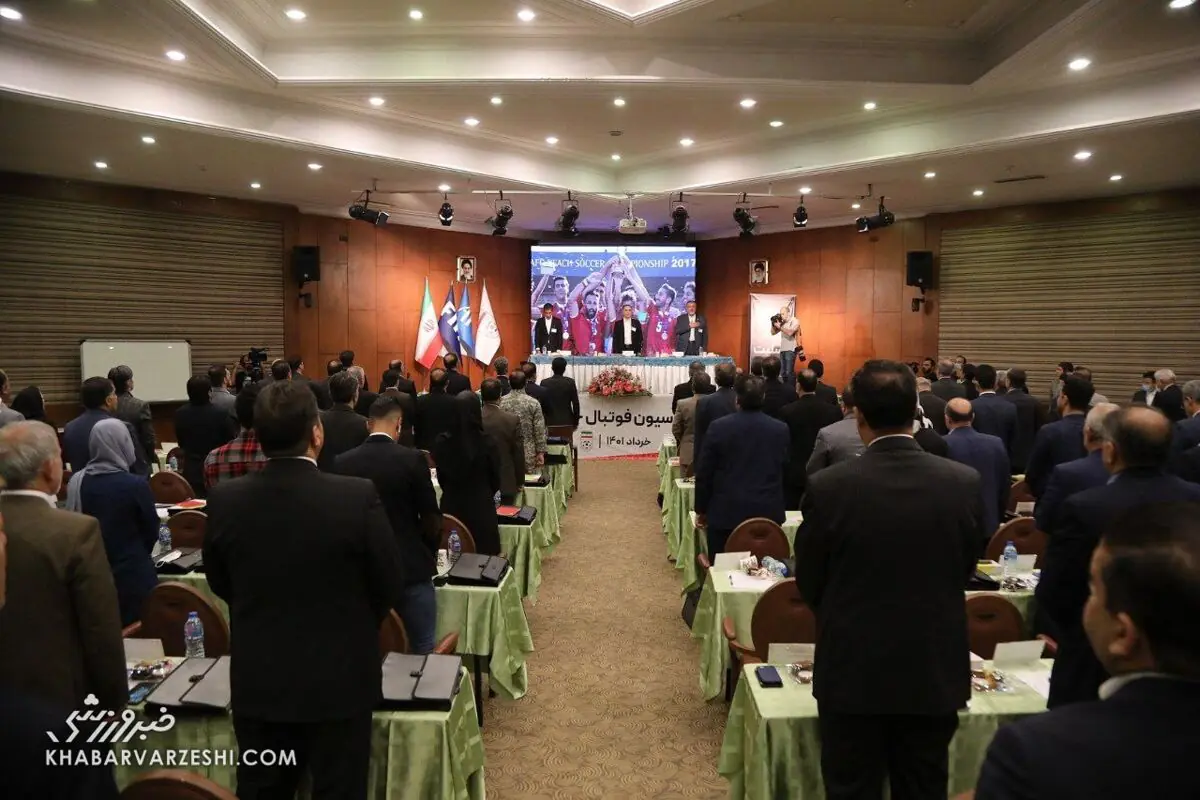 تلخ، مثل مدیریت در فوتبال ایران؛ ترویج دروغ، ریاکاری و مجیزگویی به اسم باشگاه داری حرفهای!
