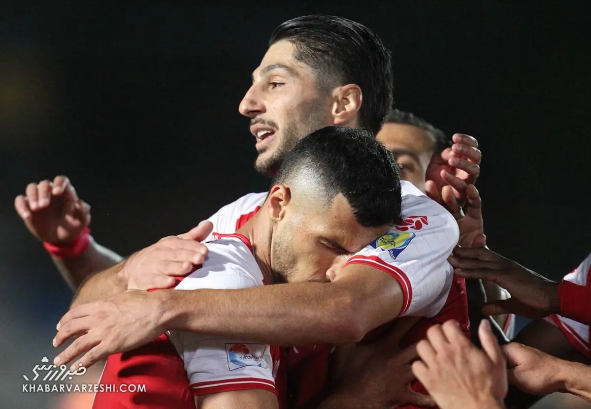  پرسپولیس ۳ - ملوان ۰/ استقبال شیرین سرخ‌ها از دربی؛ تیم تارتار دوباره زبل شد