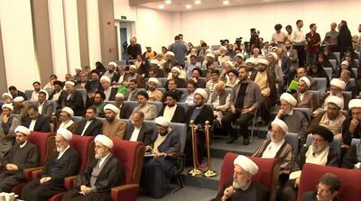 وحدت و تقریب، عنصر بنیادی منظومه فکری انقلاب اسلامی است - مردم سالاری آنلاین