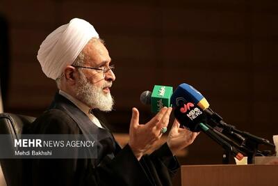 اعرافی: پاسخ قاطع به متجاوزان مخل وحدت امت اسلام نیست