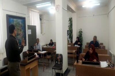  رقابت ۴۰ هنرجوی بیرجندی در آزمون سراسری خوشنویسی