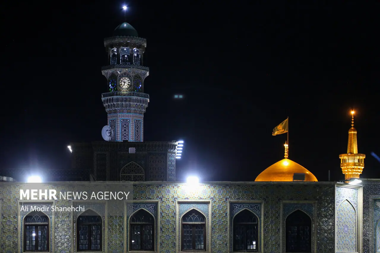  شب میلاد پیامبر اکرم (ص) در حرم مطهر رضوی