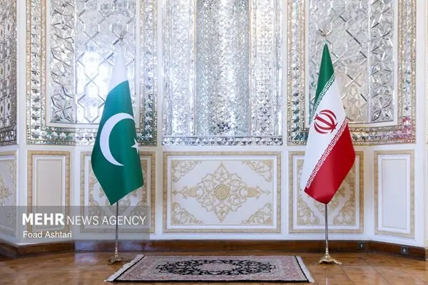 ظرفیت بنادر پاکستان برای تجارت ایران با شرق آسیا