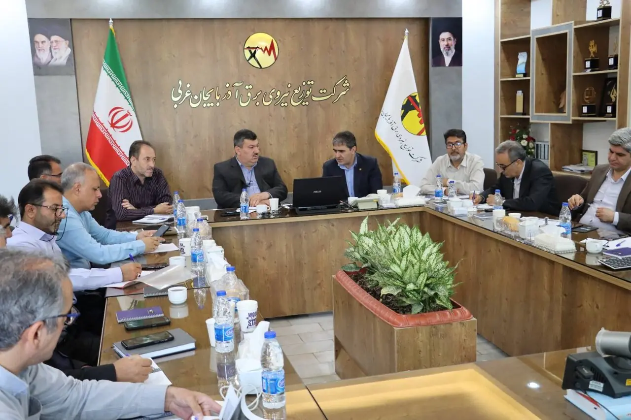 کیامهر: ظرفیت برق خورشیدی آذربایجان غربی دو برابر میشود