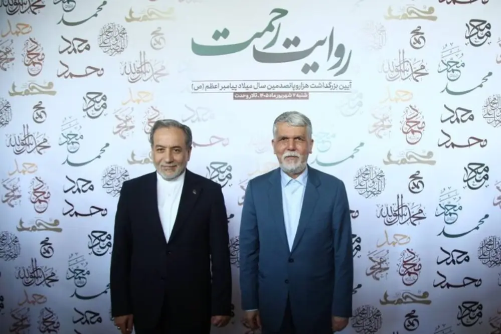 وزیر خارجه: ملت ایران با مقاومت خود شگفتی آفرید