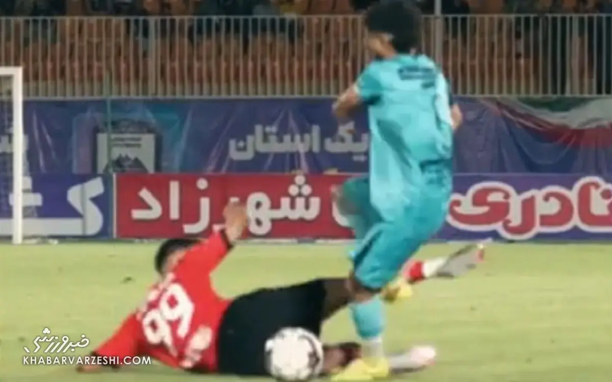  اعتراض باشگاه چادرملو به داوری بازی تراکتور با این ویدیو؛ دو کارت قرمز طلبکاریم! - پارس فوتبال