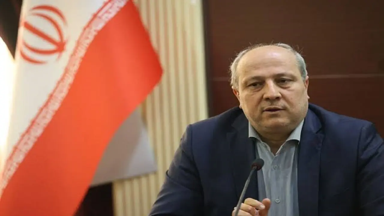  مناف هاشمی: تا ماه آینده ۷۰ درصد بودجه فدراسیون‌ها واریز می‌شود + فیلم - پارس فوتبال